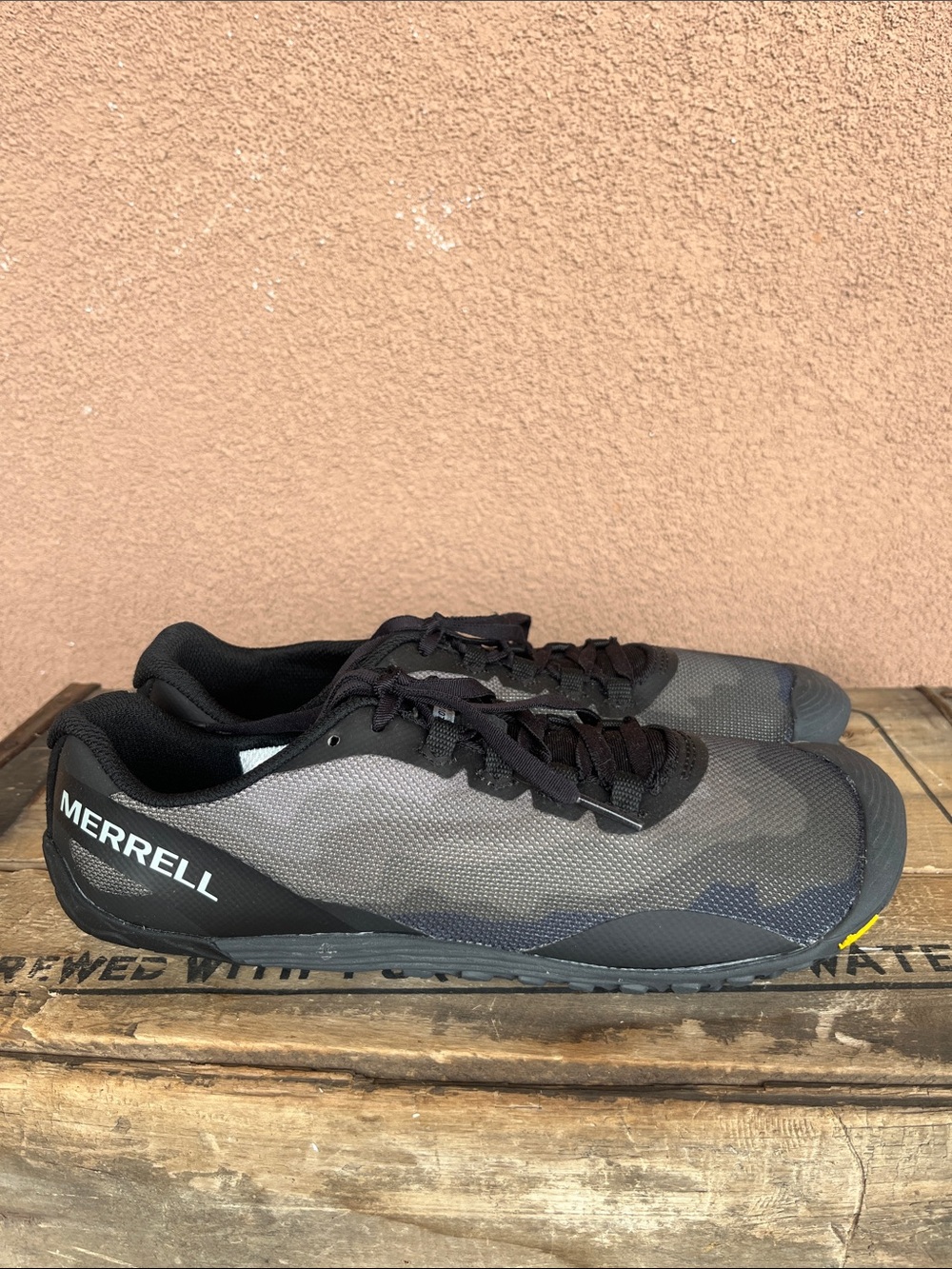 Merrell vapor glove bearfoot sneakers